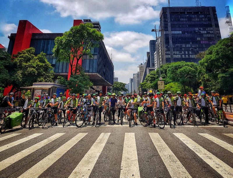 Entregador Carbono Zero em operação